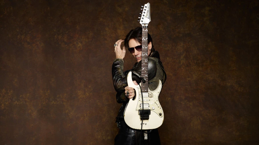 Steve Vai