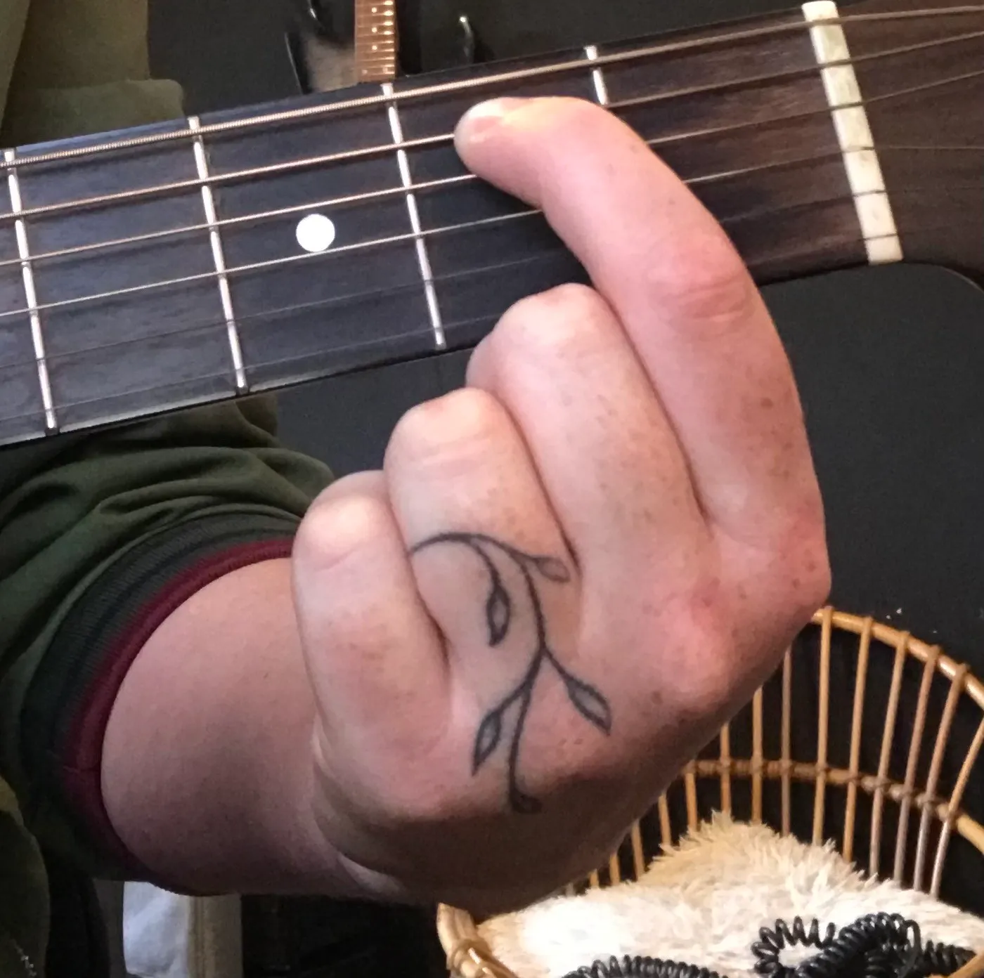 position de l’accord em7 sur le manche de la guitare