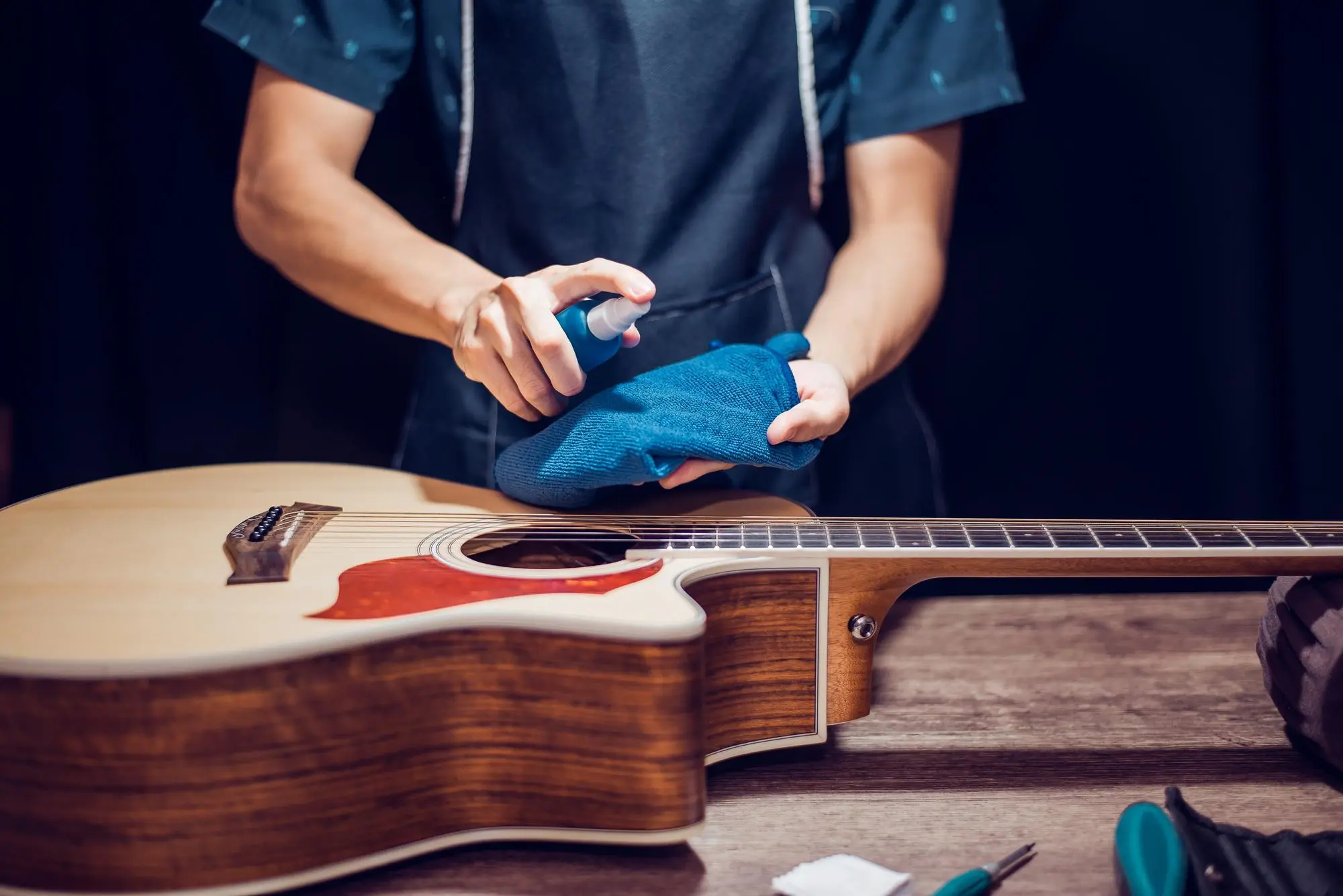 Guitare de voyage : notre guide pour tout savoir ! - HGuitare