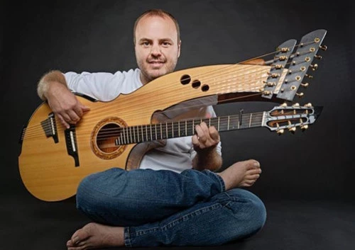 La Harp Guitar de Andy McKee