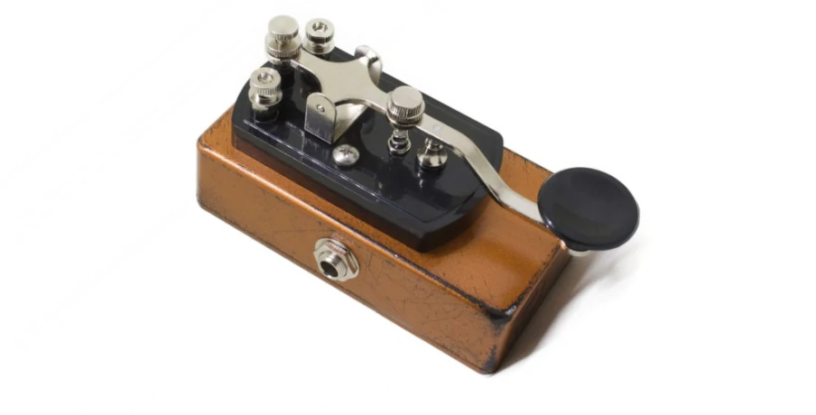 idee-cadeau-guitariste-telegraph-pedal