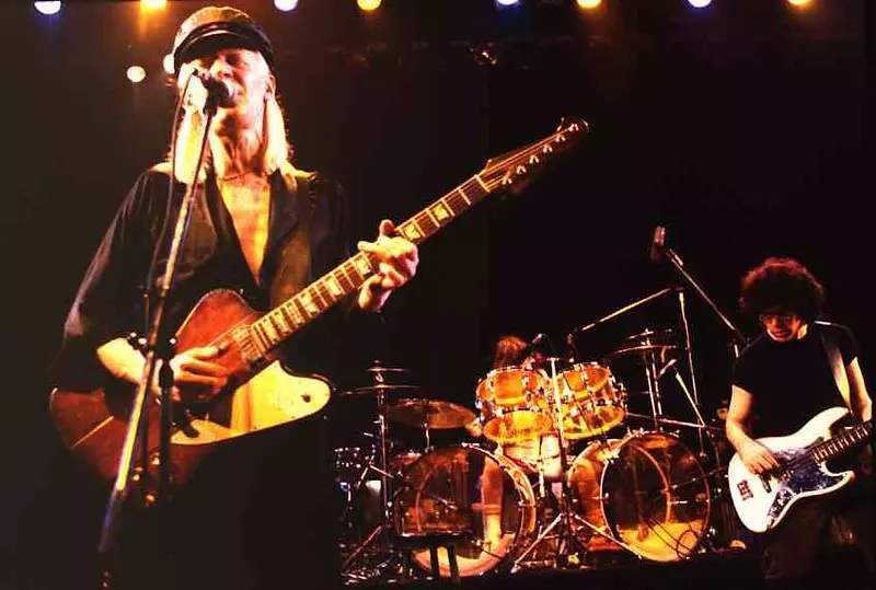  le guitariste johnny winter