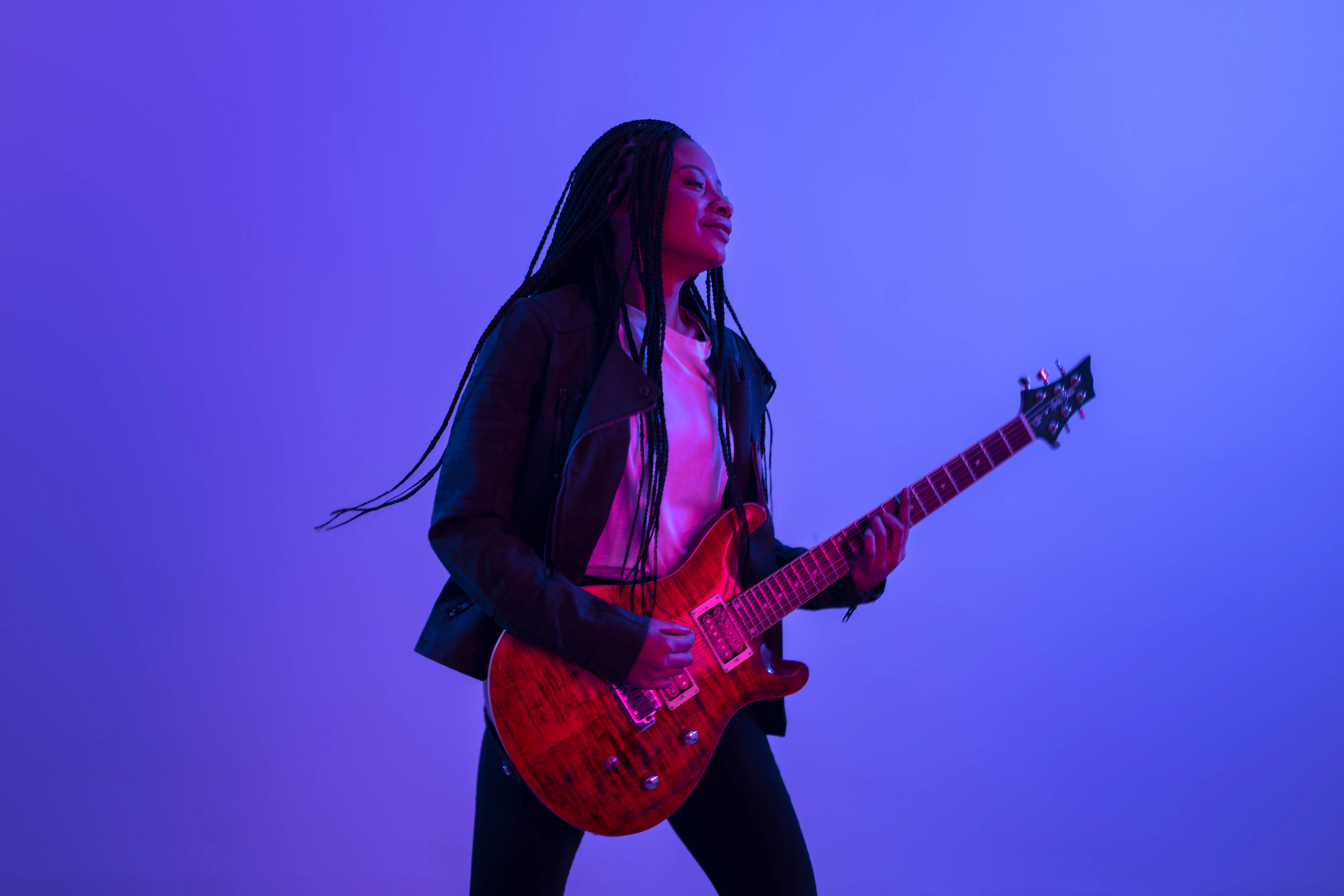 jouer un riff à la guitare blues